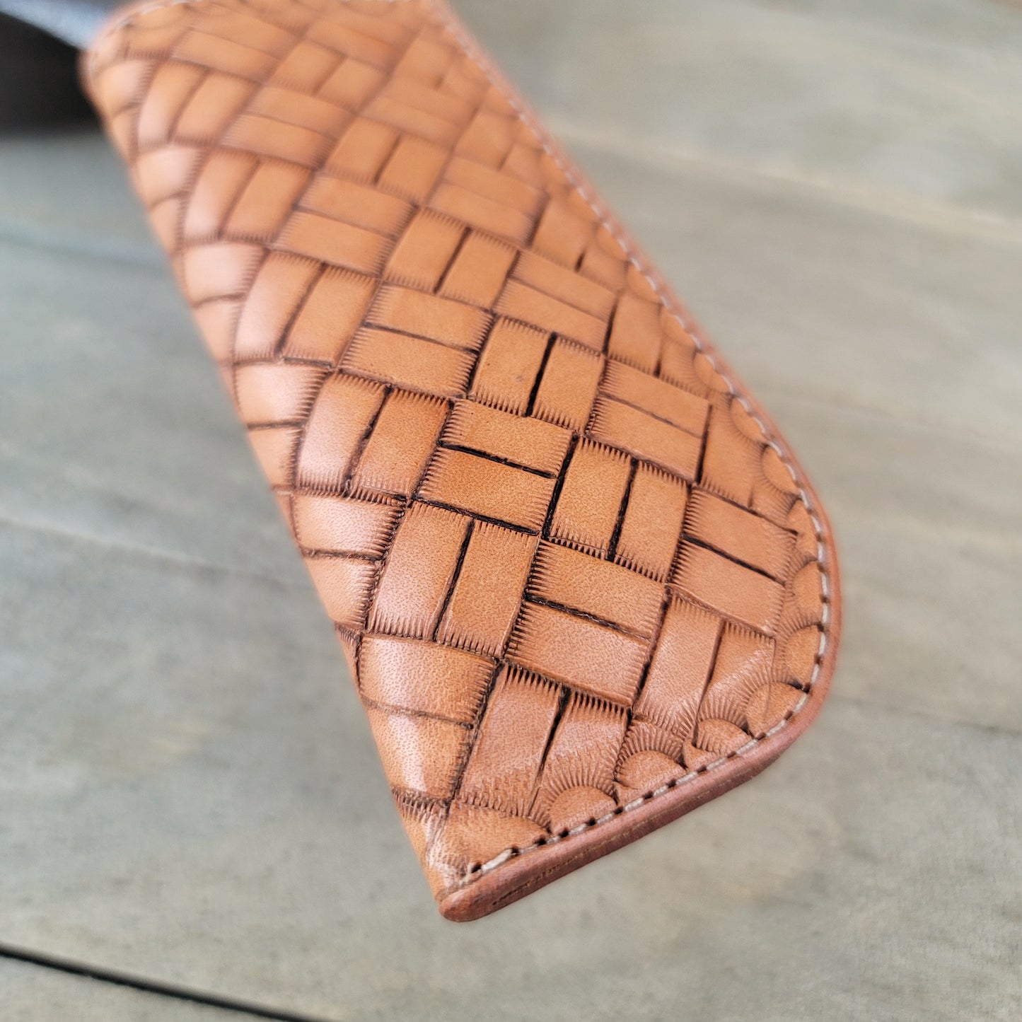 Crosshatch Cast Iron Pan Handle Cover