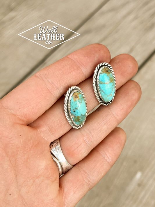 Kingman Turquoise & Sterling Silver Oval Stud Earrings