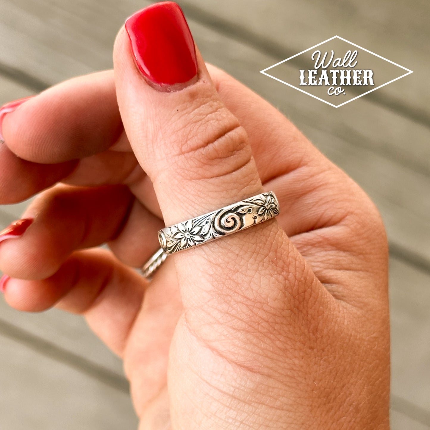 Sterling Silver Floral Engraved Ring