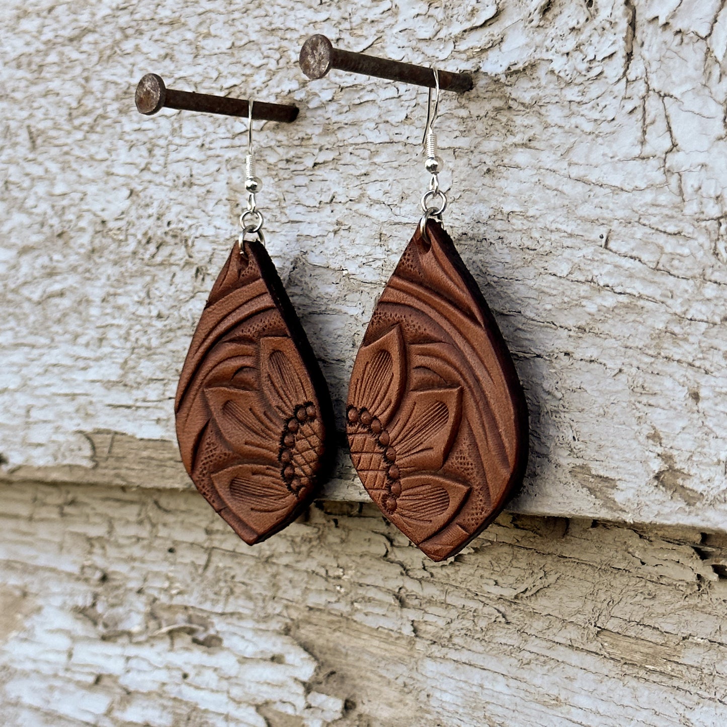 Pointed Teardrop Sunflower Leather Earrings