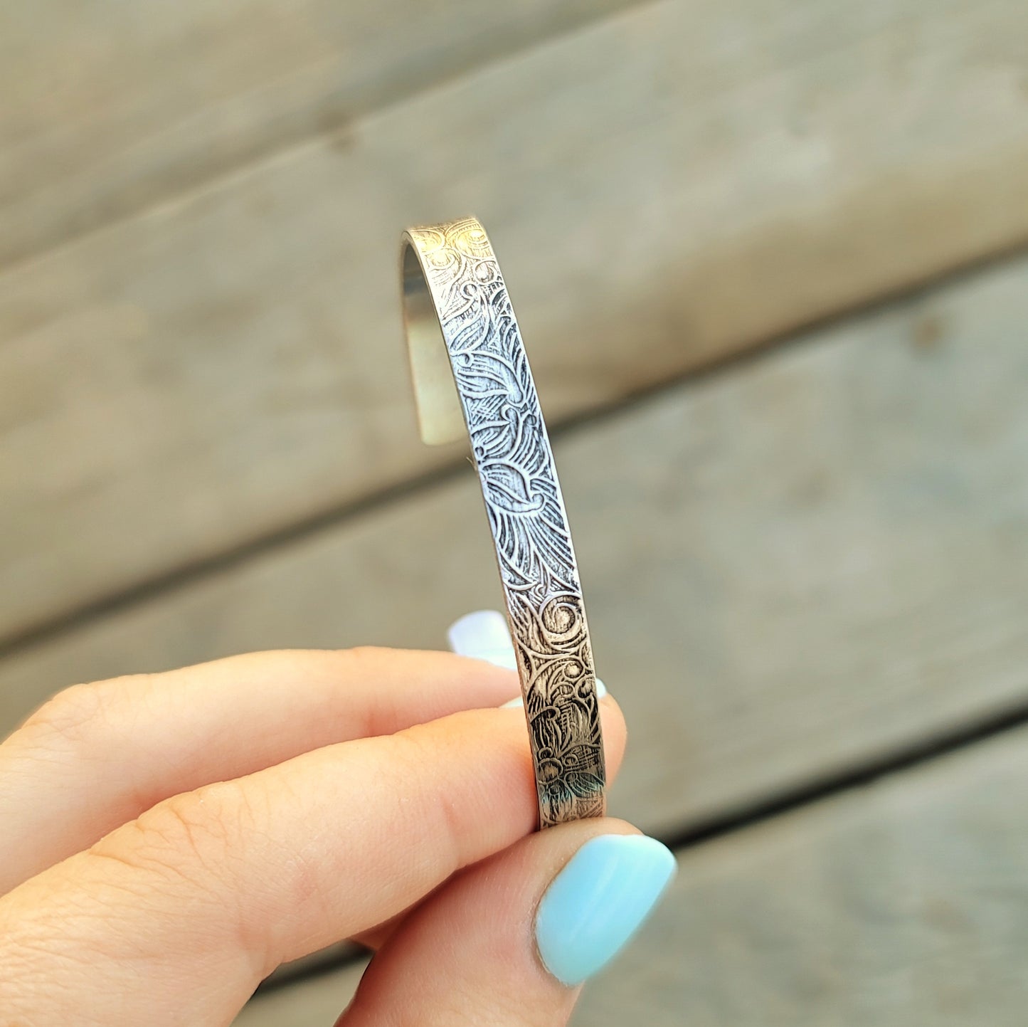 Tarnished Paisley Floral Print Silver Bracelet