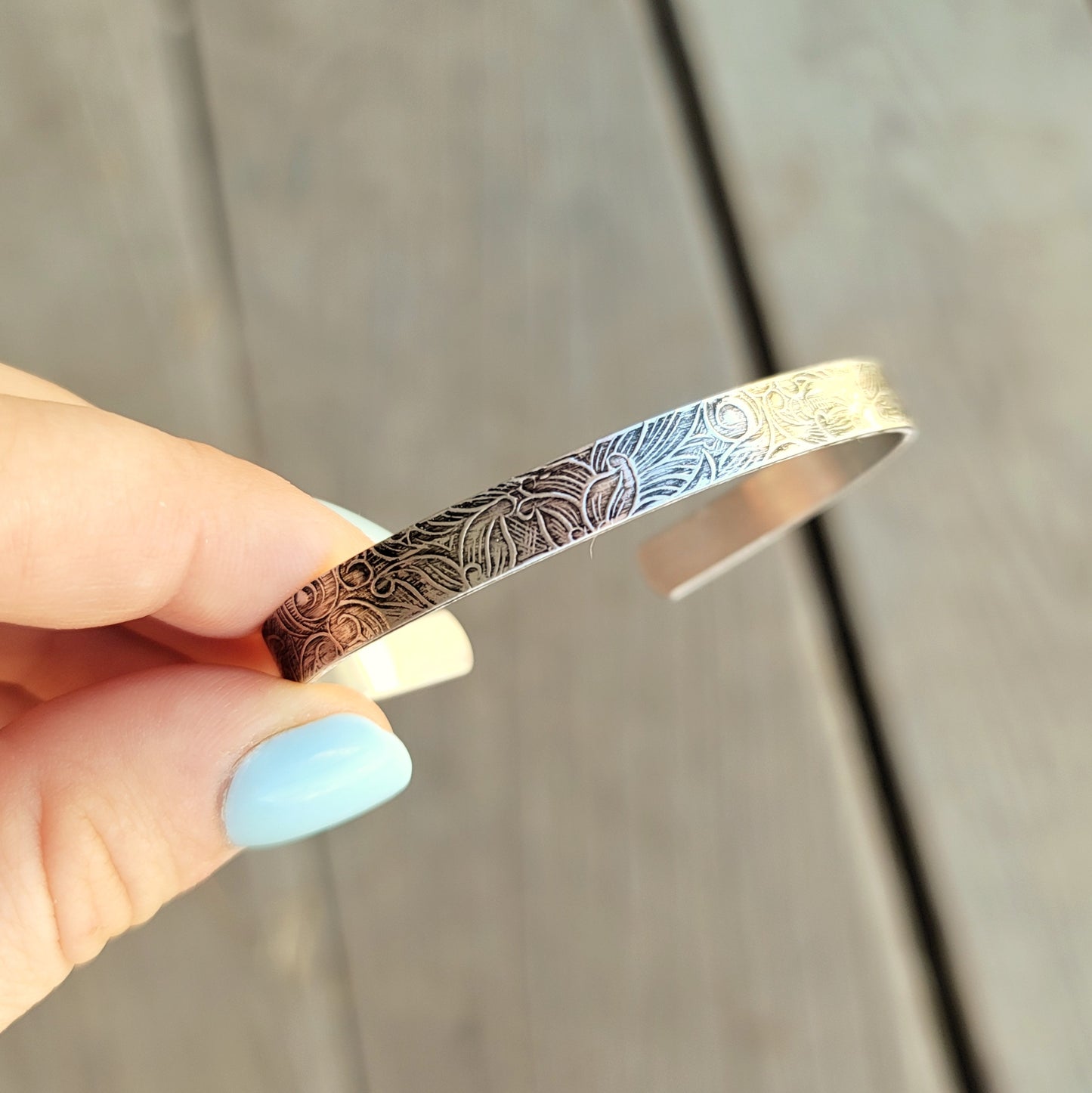 Tarnished Paisley Floral Print Silver Bracelet
